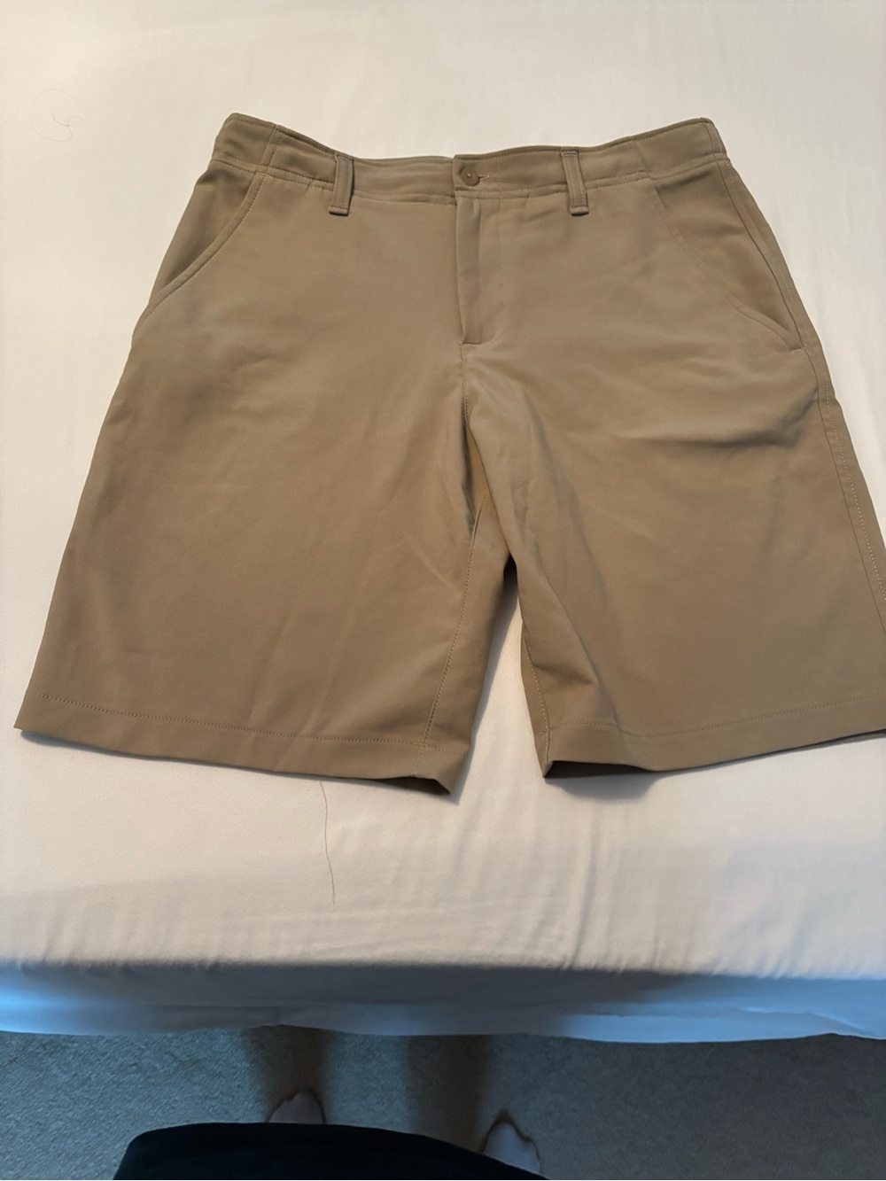 Under Armour Boys Tan Performance Flat-Front Shorts
